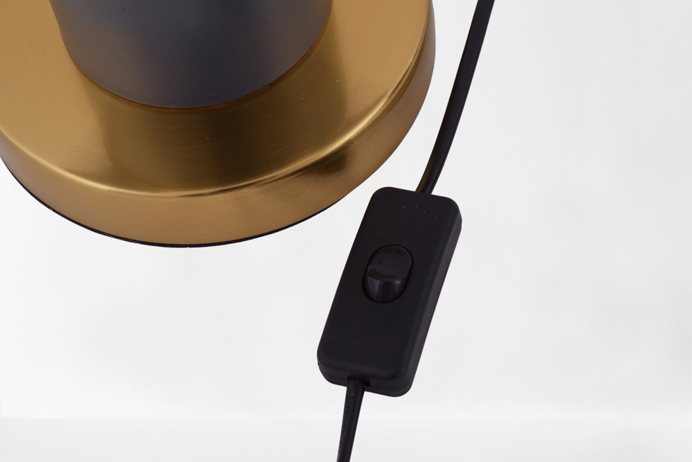 Casual Chic Table Lamp