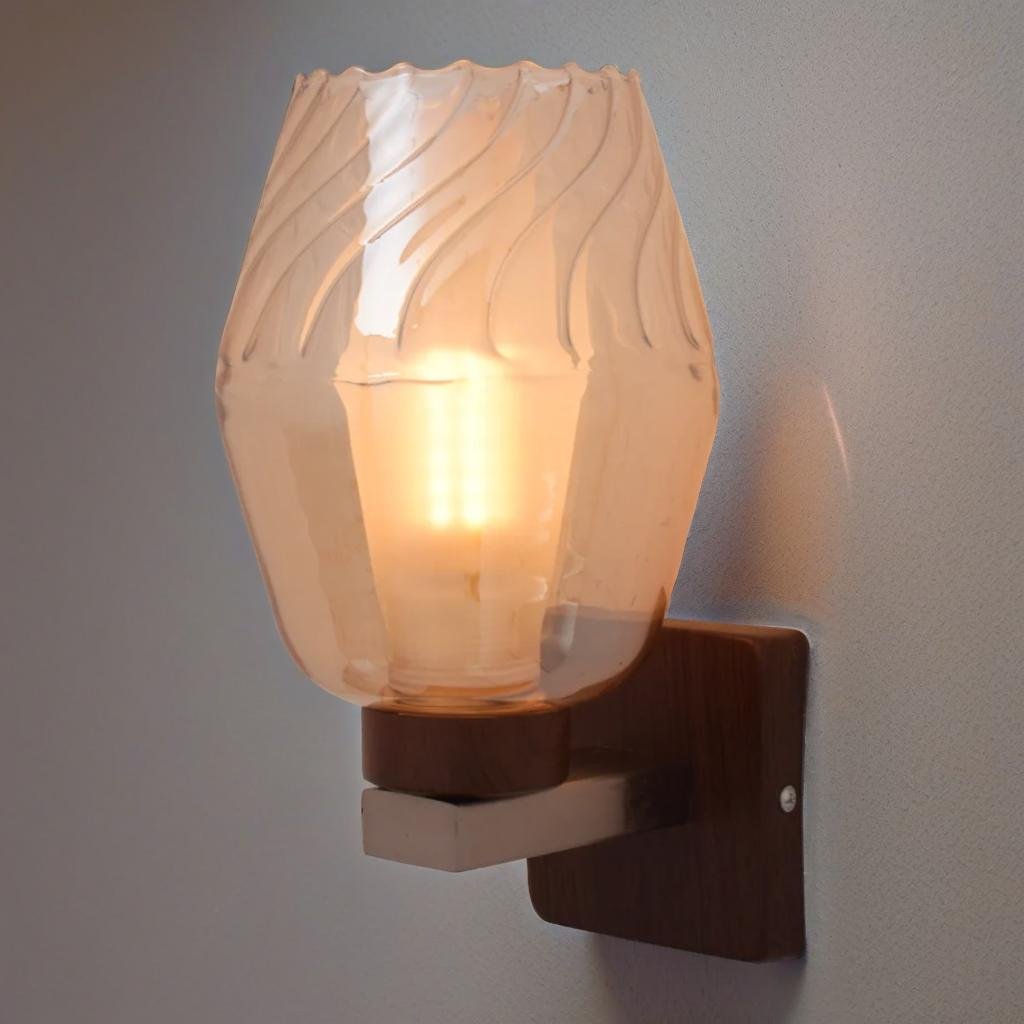 Engulf Wall Light
